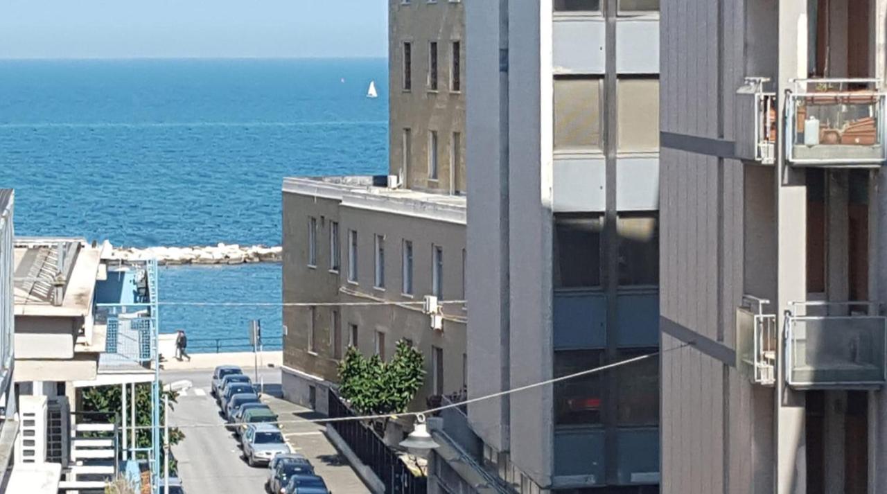 شقة Saint George'S House باري المظهر الخارجي الصورة